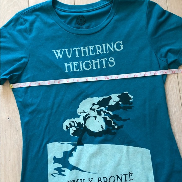 Wuthering Heights T-Shirt in Emerald Green Emily Brontë - Picture 5 of 7